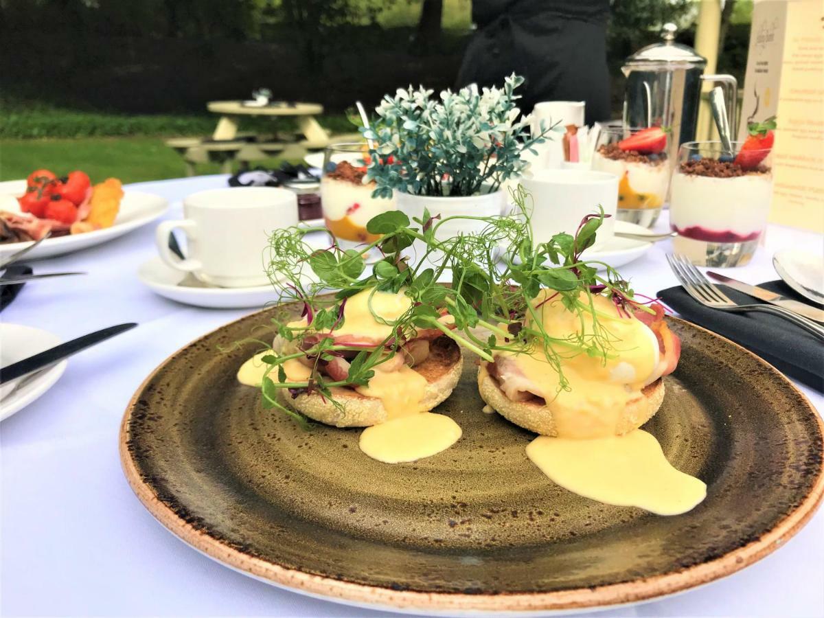 Astley Bank Hotel Darwen Zewnętrze zdjęcie
